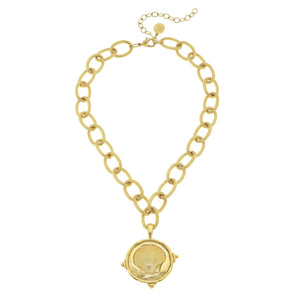 Sea Shell Pendant Necklace