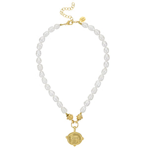 Retriever Pearl Necklace