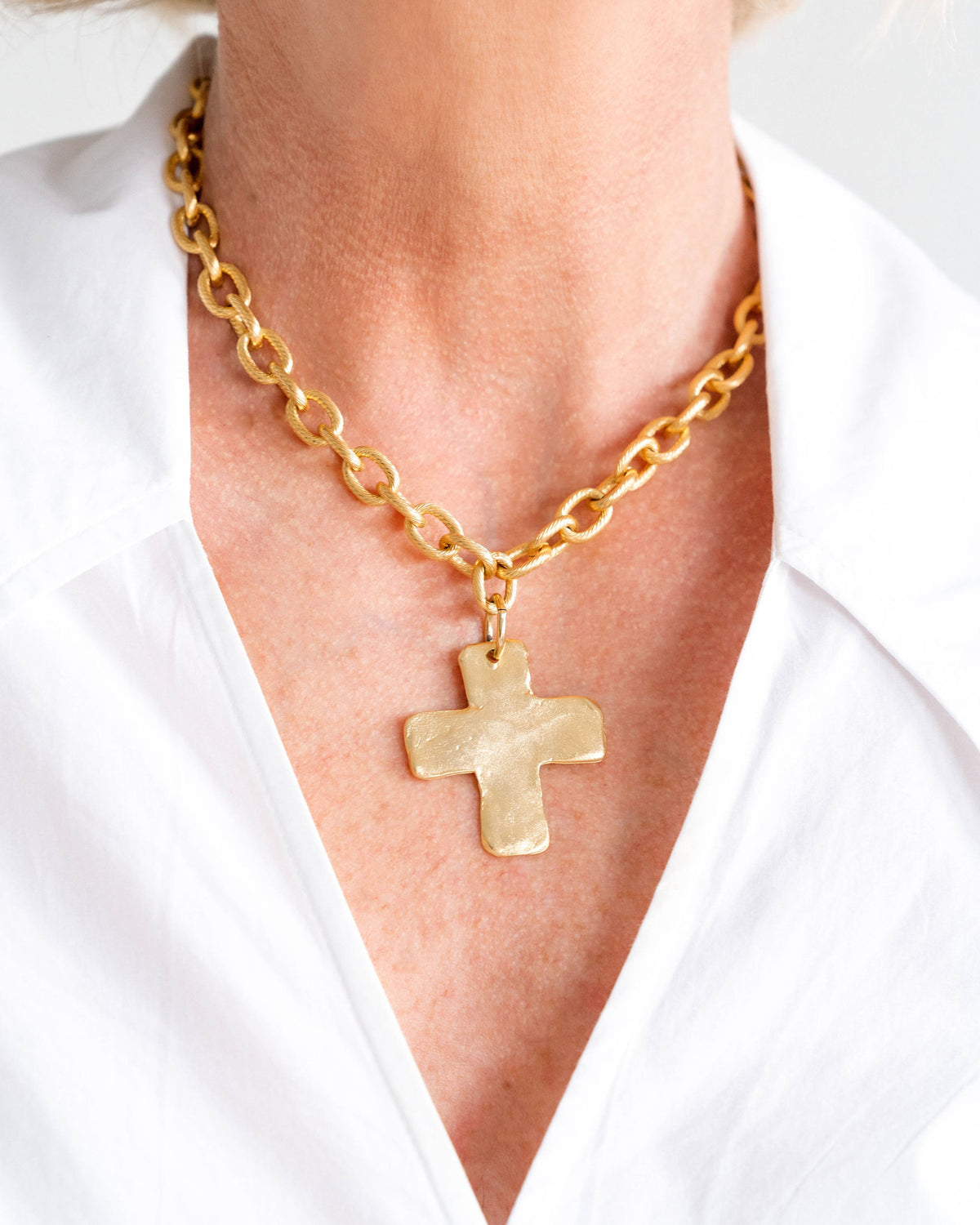 Solid Cross Necklace – Gold
