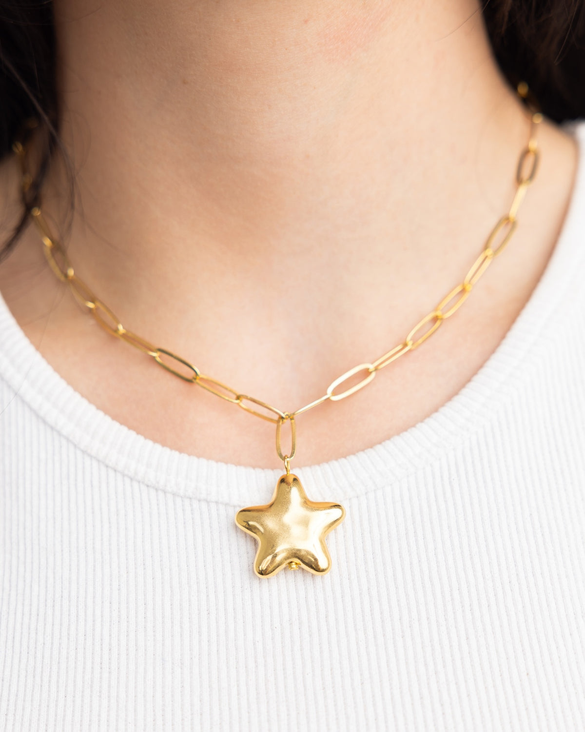 Pillow Star Necklace