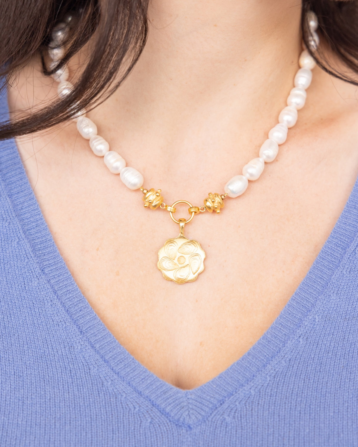 Oyster Plate Pearl Necklace