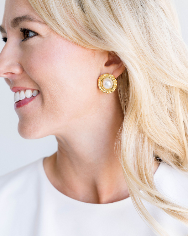 Susan Shaw white and gold on sale druzy earrings