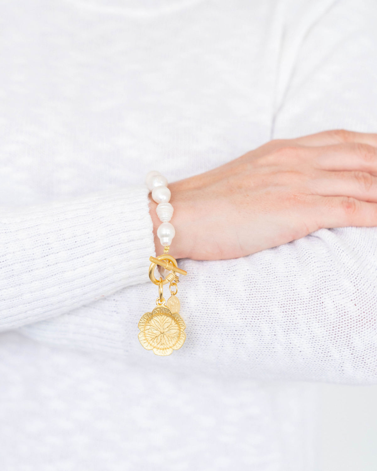 Cabbageware Pearl Bracelet