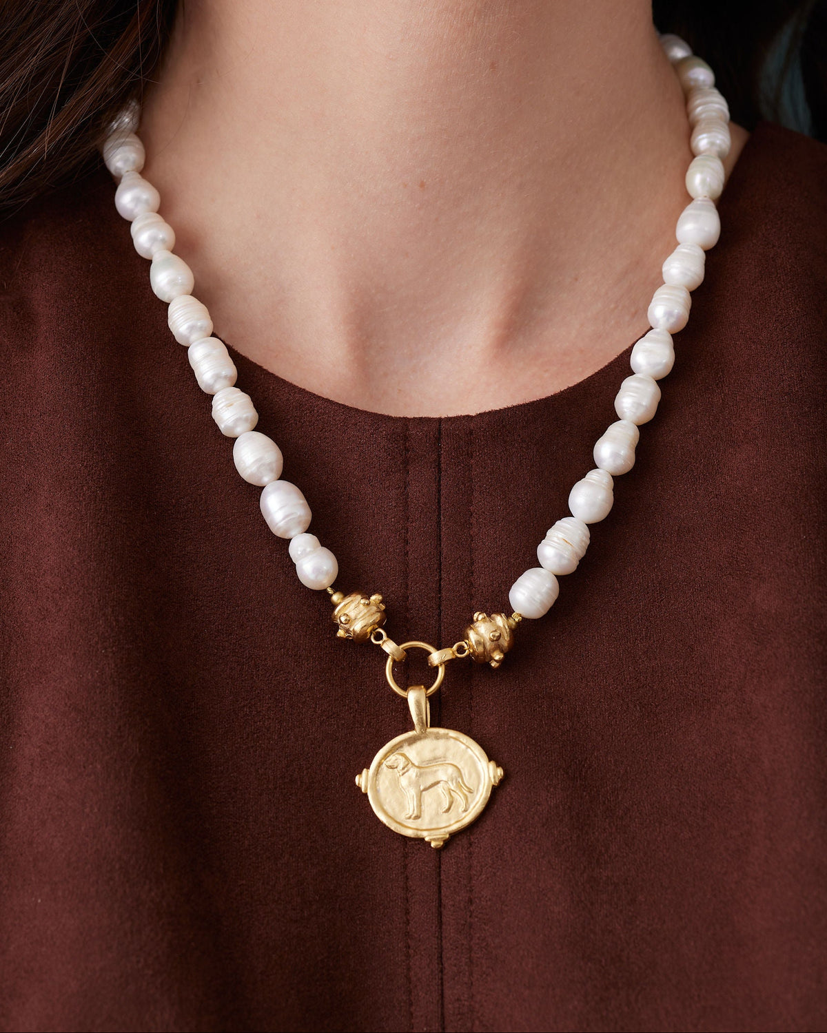 Retriever Pearl Necklace