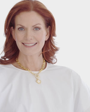 Camellia Clover Toggle Necklace