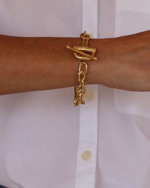 Felicity Toggle Bracelet