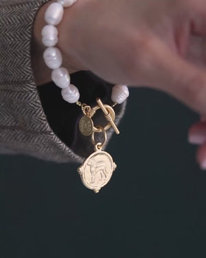 Retriever Pearl Toggle Bracelet