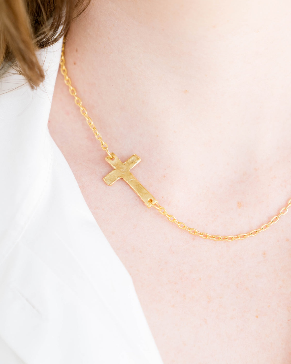 Side Cross Dainty Necklace