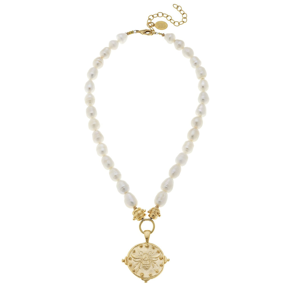 Pearl necklace with 2024 bee pendant