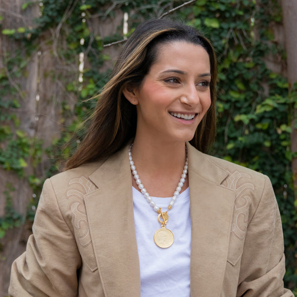 Diana Pearl Toggle Necklace - Susan Shaw